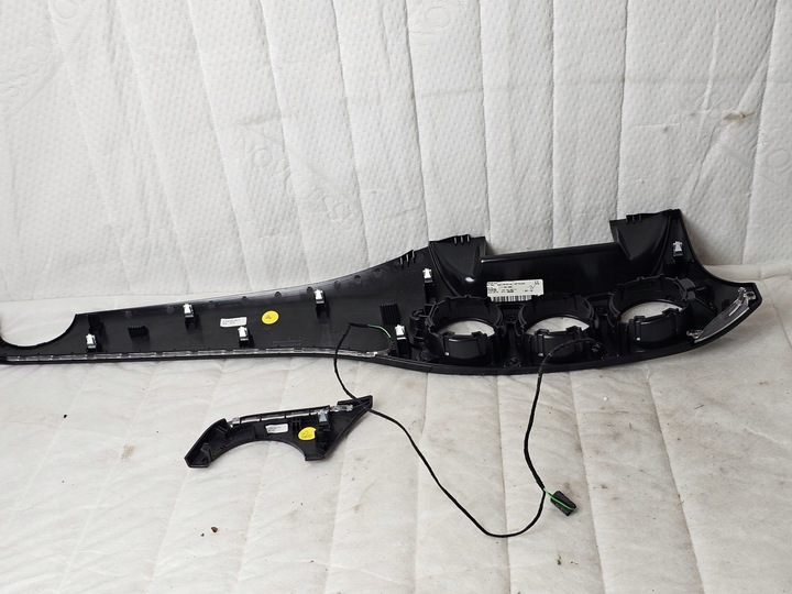 фото №10, Планка захист dekor консолі w панель приладів панелі mercedes w246 b led