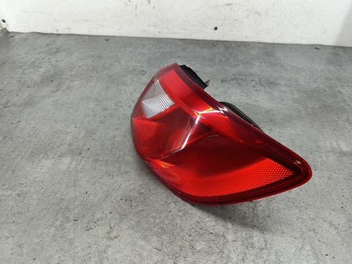 фото №8, Фара задня права seat ibiza iv 6j8945096 6j8945112 al універсал