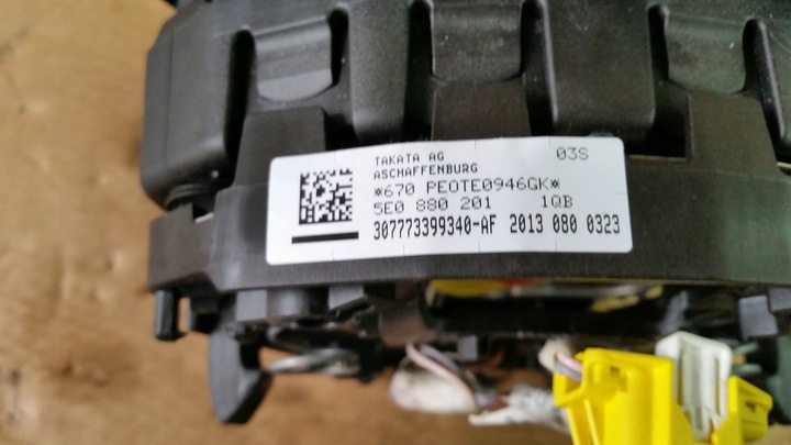 фото №10, Подушка подушка безпеки водія skoda octavia 3 superb iii 5e0880201