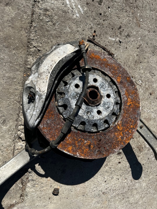 фото №13, Поворотна опора важелі підвішування перед лівий audi q7 4m0 3.0 tdi