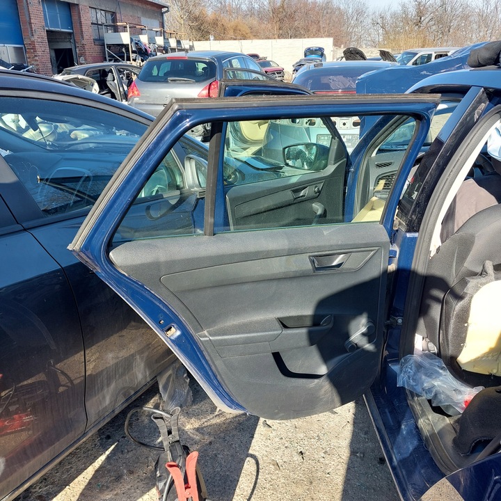 фото №8, Skoda fabia 3 iii универсал дверь левая задние код тёмно-синий