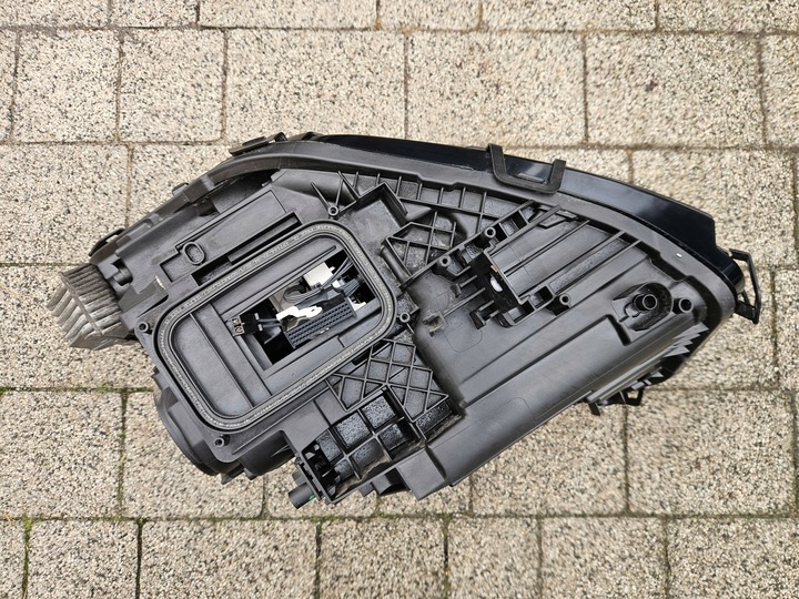 фото №12, Mercedes eqb w243 лампа фара правий права a2439069000