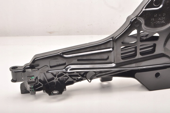 фото №6, Ferrari portofino 3.9 f164 петля дах правий 125502 007658