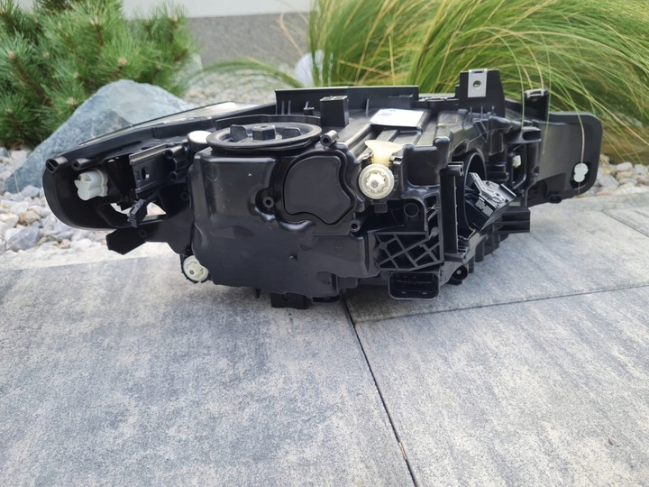 фото №12, Bmw 3 f30 f31 рестайлинг lci лампы полный led тень line чёрные 8492473 8492474