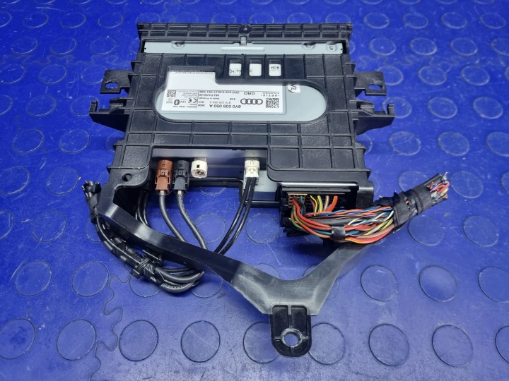 фото №8, Модуль зчитувач мультимедіа mmi nav mib3 top audi a3 8y 8y0035050a