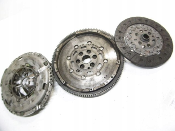 фото №5, Passat b8 колесо двухмассовый маховик 1,4tsi 04e105264b сцепление