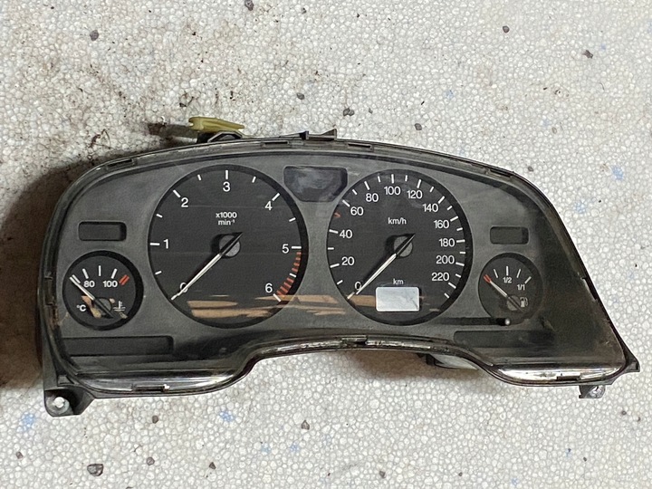 фото №1, Спидометр приборы спидометр zafira a 09228757
