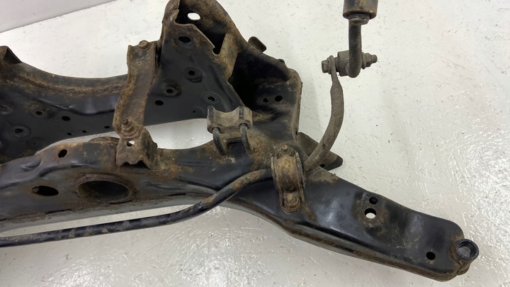 фото №7, Подрамник балка подвешивание зад nissan qashqai j10 i 2.0 бензин