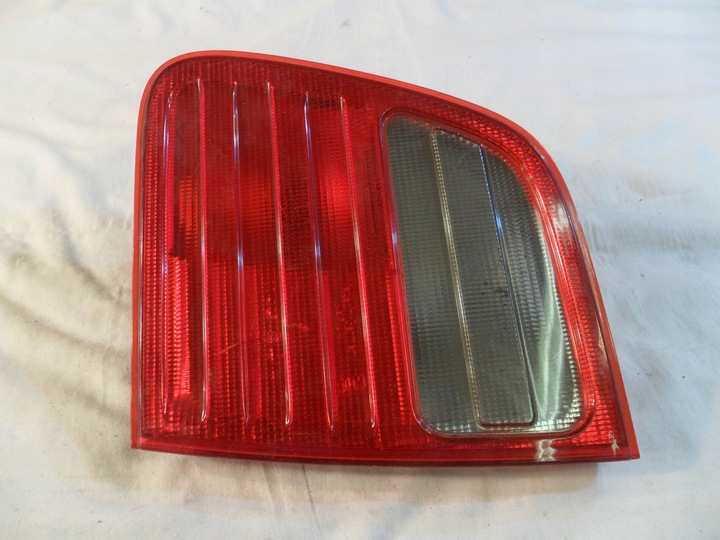 фото №9, Mercedes w210 универсал 95-03 лампа задняя правая