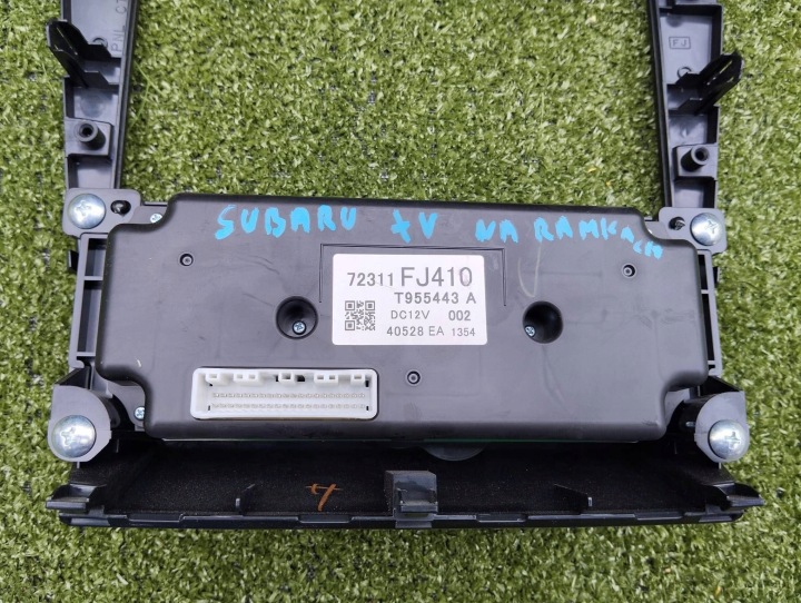 фото №7, Subaru xv i рамка навигации решётки панель климат-контроля 72311fj410 15 r