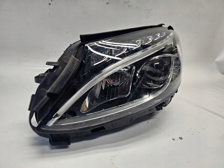 фото №3, Лампа mercedes c-klasa c w205 полный led левая передняя левый перед европа