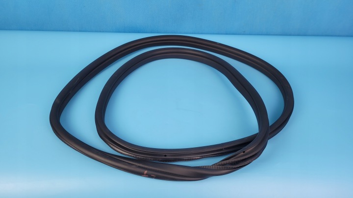 фото №8, Bmw x1 u11 23r резиновая уплотнитель двери левые зад 9451508