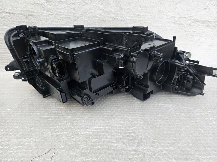 фото №6, Vw tiguan 5nb рестайлинг лампа левая полный led 5nb941081g