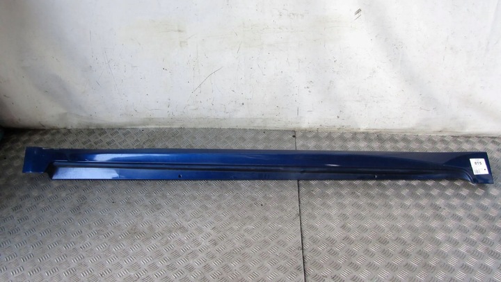 фото №1, Toyota avensis t27 рестайлінг t29 універсал планка порогова права 8t5