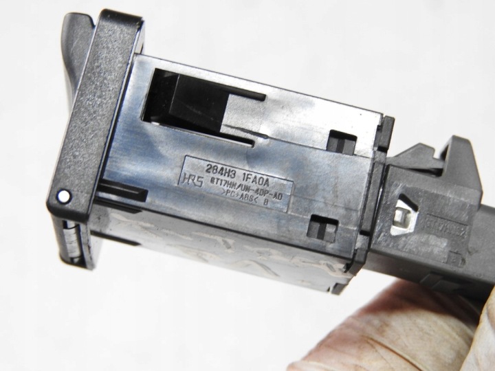 фото №5, Nissan x-trail t31 08-13 гнездо usb 284h31fa0a 24016jg01b