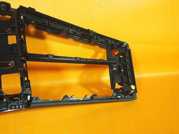 фото №9, Audi a6 4k защита dekor туннеля 4k1864261c 24km