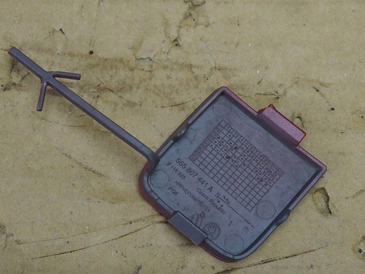 фото №11, Skoda kodiaq заглушка бампера фаркоп зад 565807441a