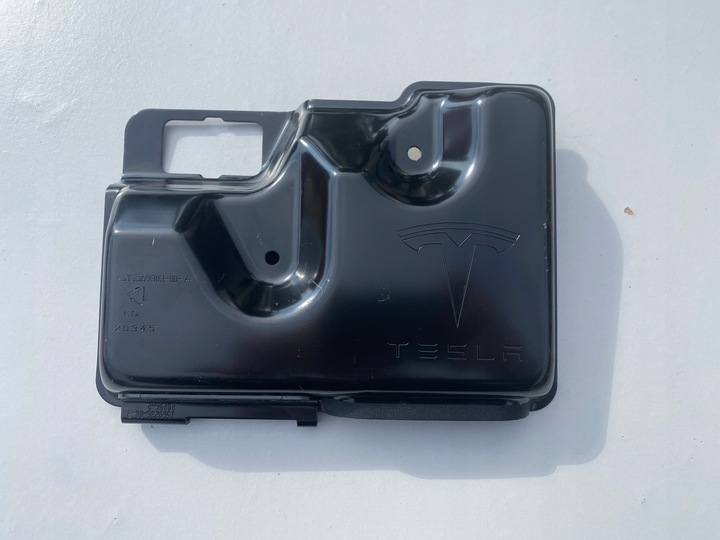 фото №1, 1569303-00-a tesla 3 основание модуля новая