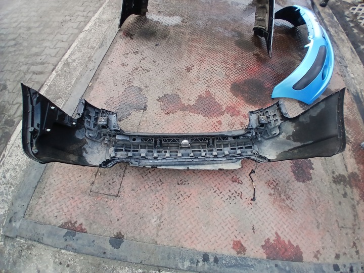 фото №9, Бампер задний audi a4 b7 универсал pdc 8e9807511j