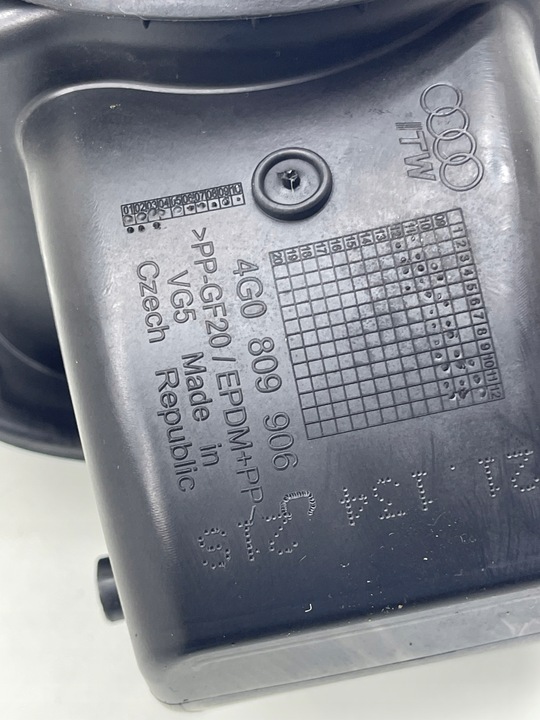 фото №11, Audi a6 c7 кришка заливання пального + основа заливання пального колір lx5r синій