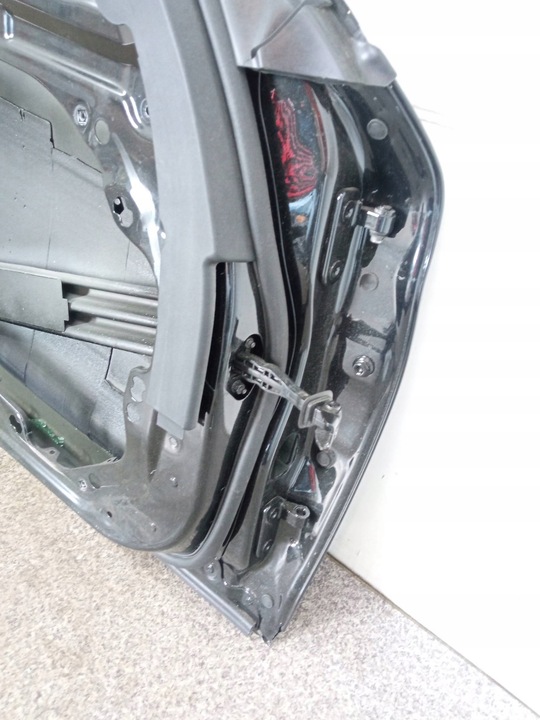 фото №11, Двері ліві перед чорні bmw seria 5 vii 2017-2024 g30/g31