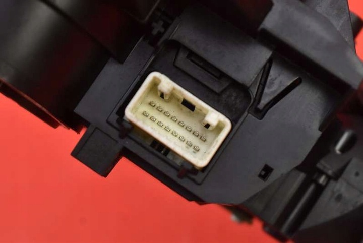 фото №11, Перемикач комбінований перемикач-павук df7166120b mazda 2 de 5d 07-10