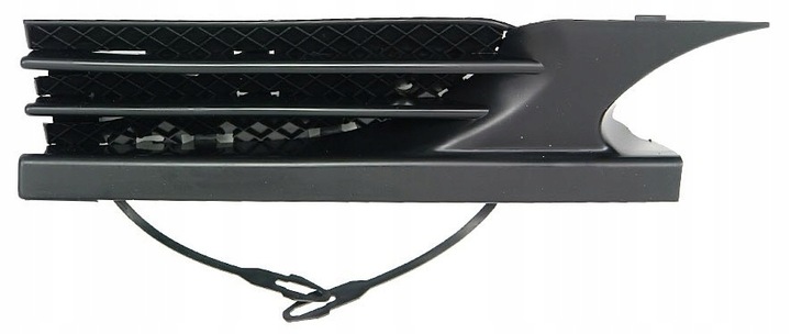 фото №1, Mercedes c класс w202 97-01 заглушка фаркоп левая