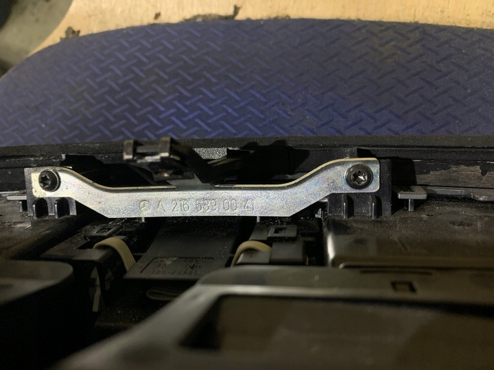 фото №14, A2166800039 w221 w216 dekor консоли средство дерево