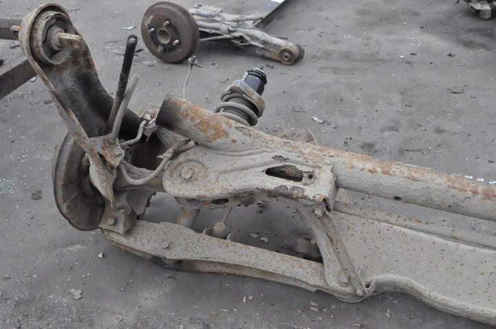 фото №11, Mitsubishi lancer viii хэтчбек подвешивание балка зад 205tys km