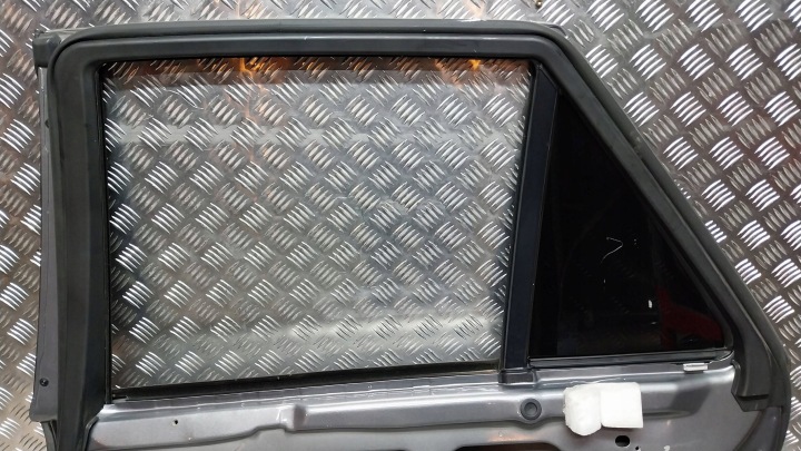 фото №8, Дверь зад правое mercedes ml w164 05-