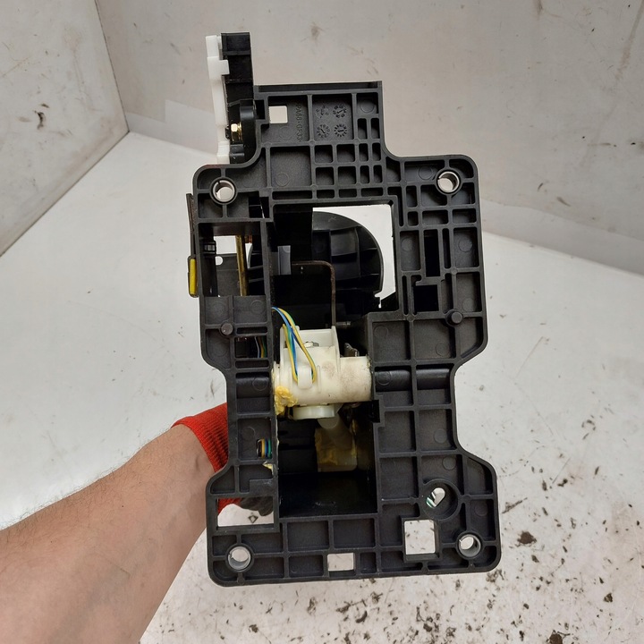 фото №12, Mitsubishi eclipse 4 4g 2,4 автомат домкрат ручка вибірник зміни коробки передач