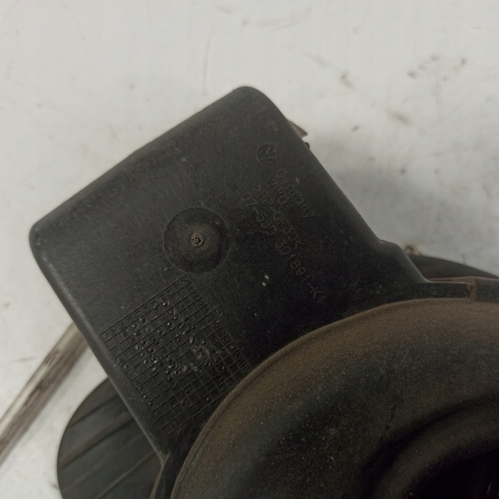фото №10, Volkswagen golf vii кришка заливання пального 5g9809857b