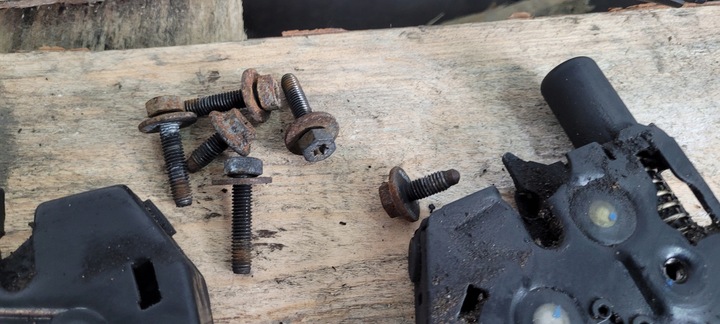 фото №8, A6 c7 4g замок замки капота лівий праві троси s7 4g a7 4g0823509c