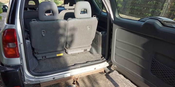 фото №10, Toyota rav4 ii 3d 5d 2.0 d4d форсунка двигатель насос клапан радиатор фара