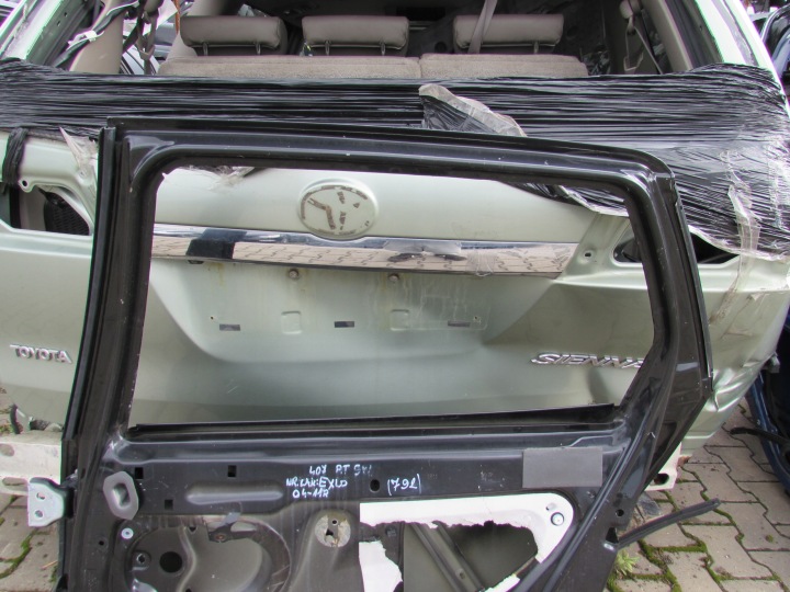 фото №12, Двері праві зад peugeot 407 04-11r exld