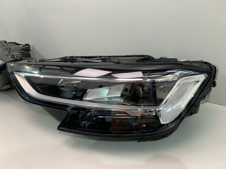 фото №6, Audi a8 d5 рестайлинг лампы перед полный led идеальные комплект uk