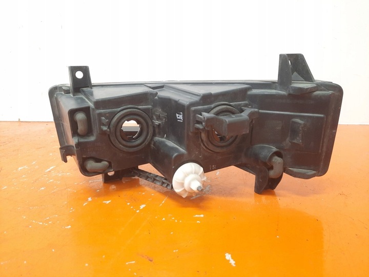 фото №6, Skoda octavia 3 16- рестайлинг галоген лампа противотуманная перед правая 5e0941700