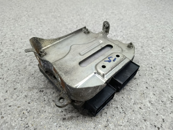 фото №7, Компьютер, блок управления  mitsubishi lancer ix 1860b262 mitsubishi электрический 1.8