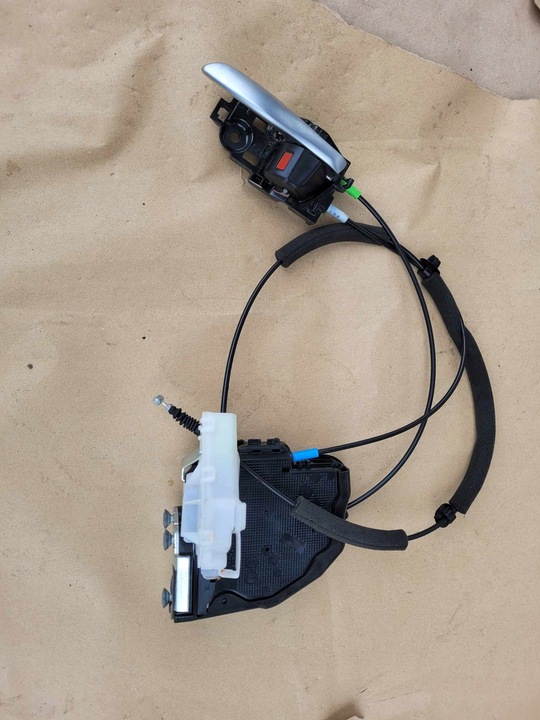 фото №1, Замок дверь левый зад toyota chr ch-r рестайлинг 2021