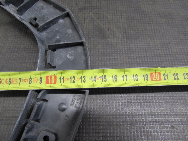 фото №13, Ползун бампера левый зад volvo v50 i рестайлинг 07-12r 30763017