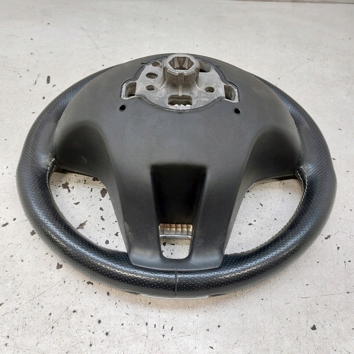 фото №10, Volvo v40 ii r-design 2014 кермо шкіряний дуже гарний стан