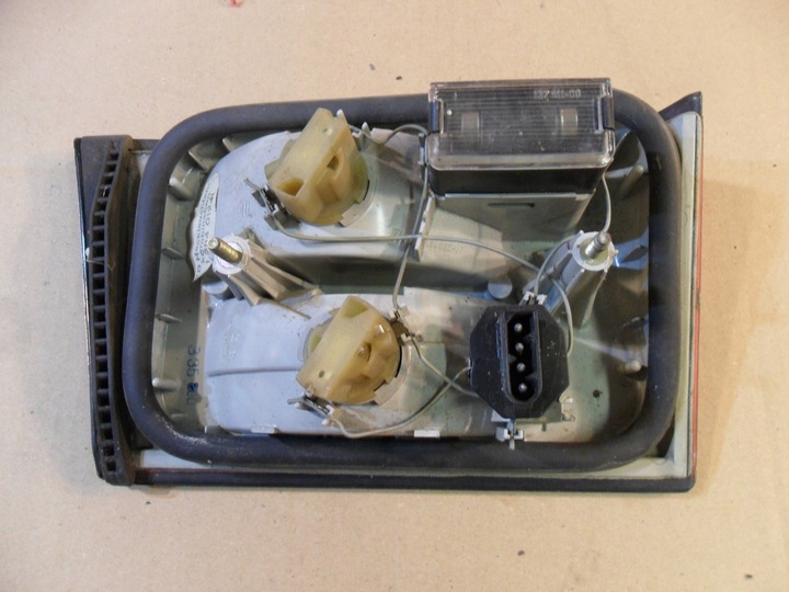 фото №9, Лампа права зад задня bmw e 34 1384012r