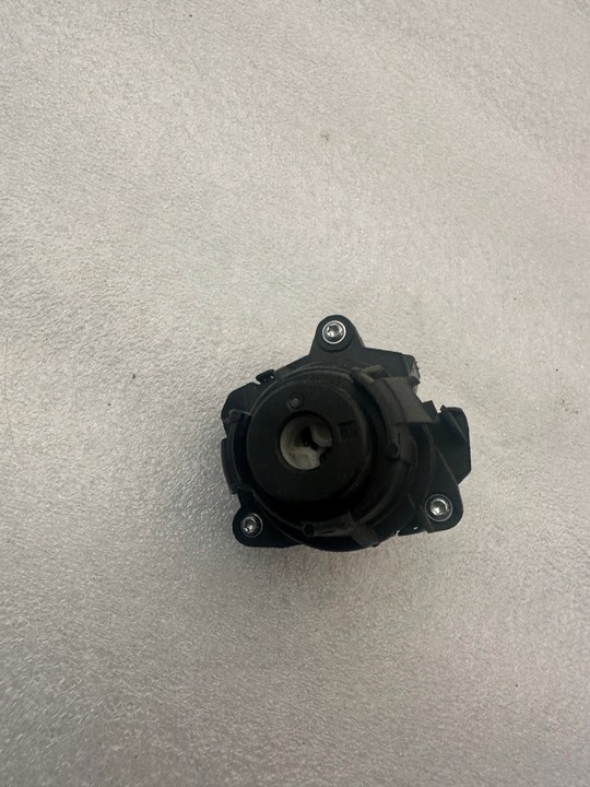 фото №1, Модуль замок запалювання volkswagen оригінальний номер 5q1905865a....