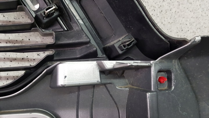 фото №11, Toyota hilux invincible 2020 - бампер перед 9287