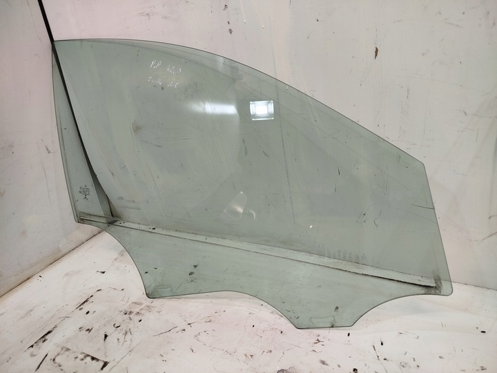 фото №1, Стекло дверь правые перед mercedes w205 sedan as2 2014r