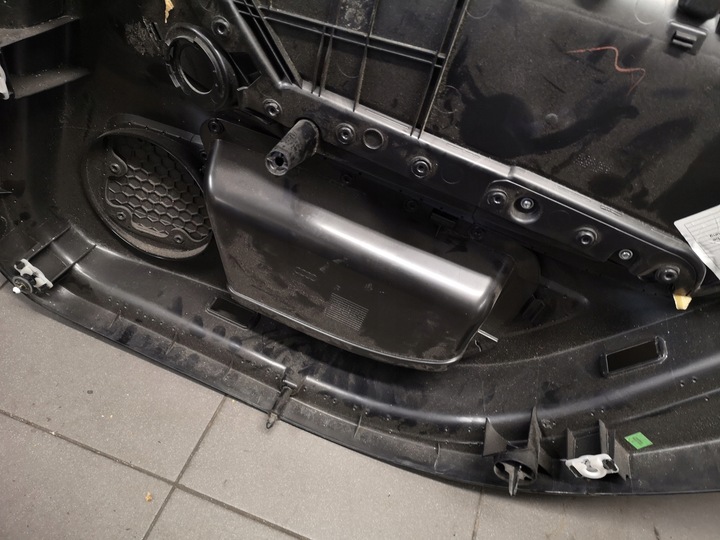 фото №13, Боковина дверь левый зад audi a6 c6 4f0867305