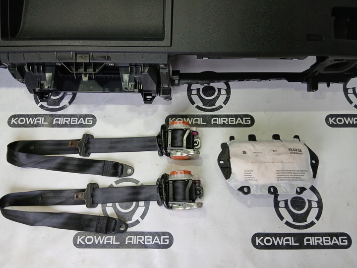 фото №5, Opel vivaro 2024 панель консоль подушка безопасности подушки ремни оригинал демонтаж