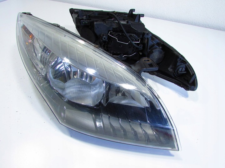 фото №6, Лампа лампи передня перед renault megane iii рестайлінг 3 чорна