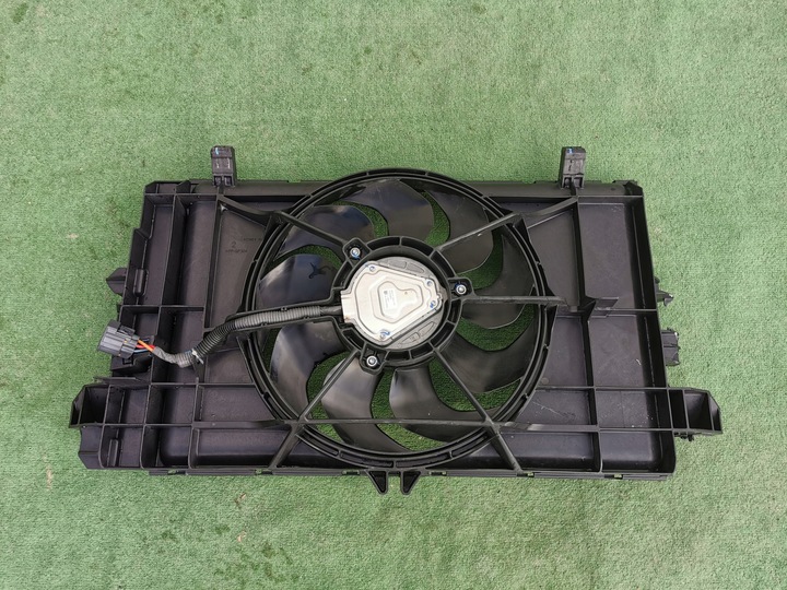 фото №1, Tesla модель 3 17- вентилятор радіатор корпус 1077084-00-d
