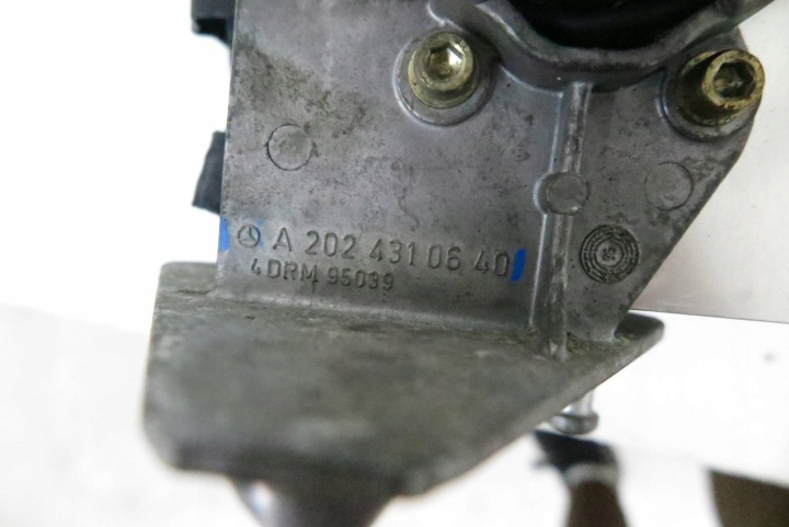 фото №5, Головний гальмівний циліндр abs mercedes benz w202 a2024310640